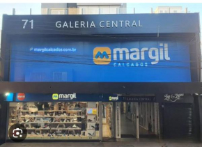Quarto privativo em apto compartilhado no centro